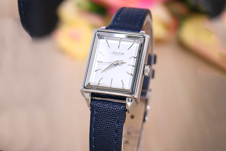 Đồng Hồ Nữ Dây Da Julius JA-787A (24 x 19 mm) - Xanh Navy