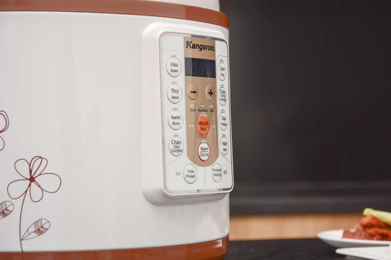 Nồi áp suất Kangaroo KG138 6L