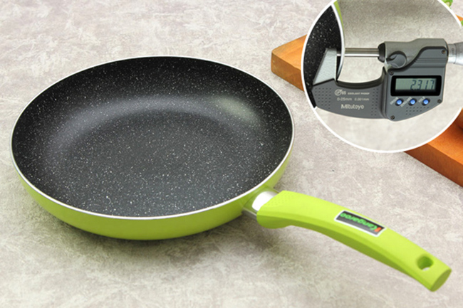 Chảo Sắc Màu Vân Đá Đáy Từ Kangaroo KG913 24cm