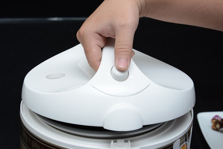 Nồi Cơm Điện Nắp Gài Sharp KS-11ETV RB - Hàng chính hãng