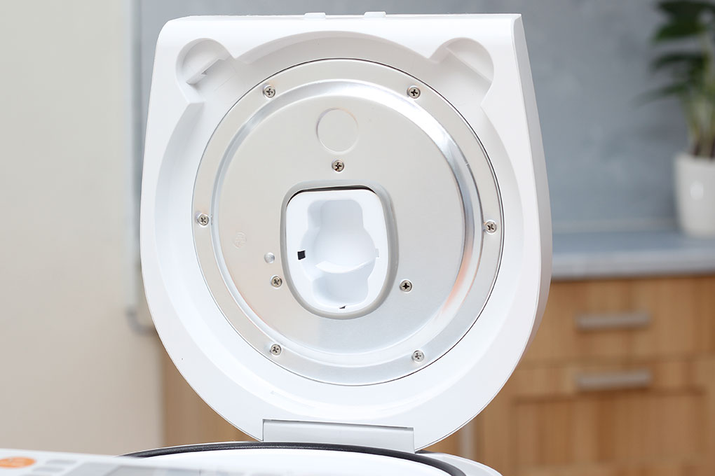 Nồi cơm điện Electrolux ERC6503W 1.2L