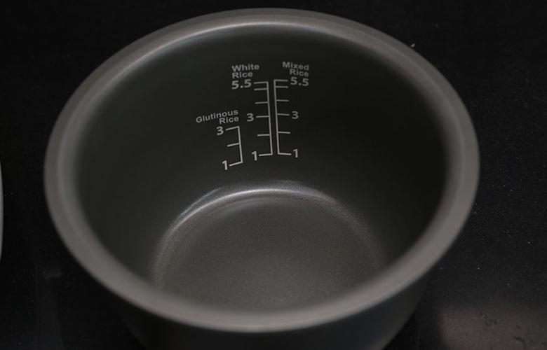 Nồi cơm điện Toshiba RC-10NMF 1L