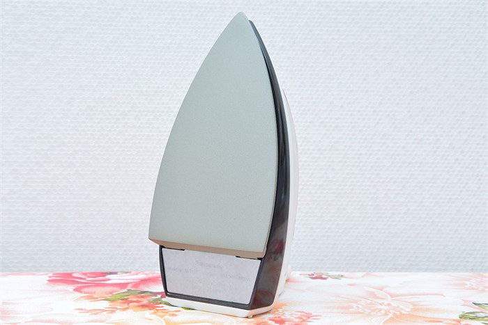 Bàn Ủi Khô Panasonic PABU-NI-317TVRA - Hàng chính hãng