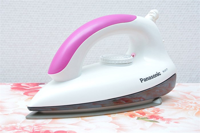Bàn Ủi Khô Panasonic PABU-NI-317TVRA - Hàng chính hãng