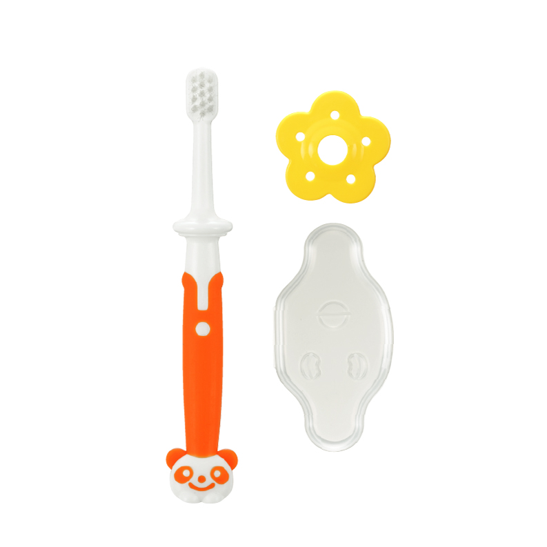 Bàn Chải Đánh Răng Richell RC93865 - Bước 3