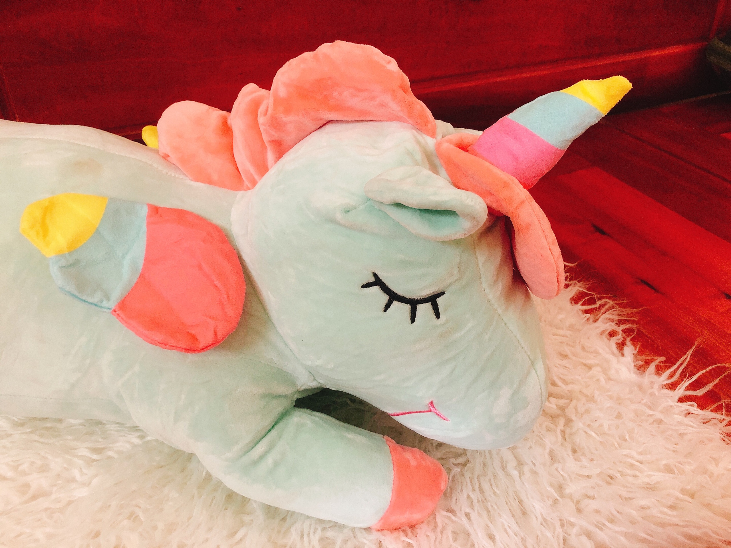 Gối ngủ văn phòng hình kì lân unicorn có cánh kèm chăn, 3 chức năng tiện dụng (gối, chăn, tựa lưng) kích thước gối 60x30x20cm + kích thước chăn 1mx1m7