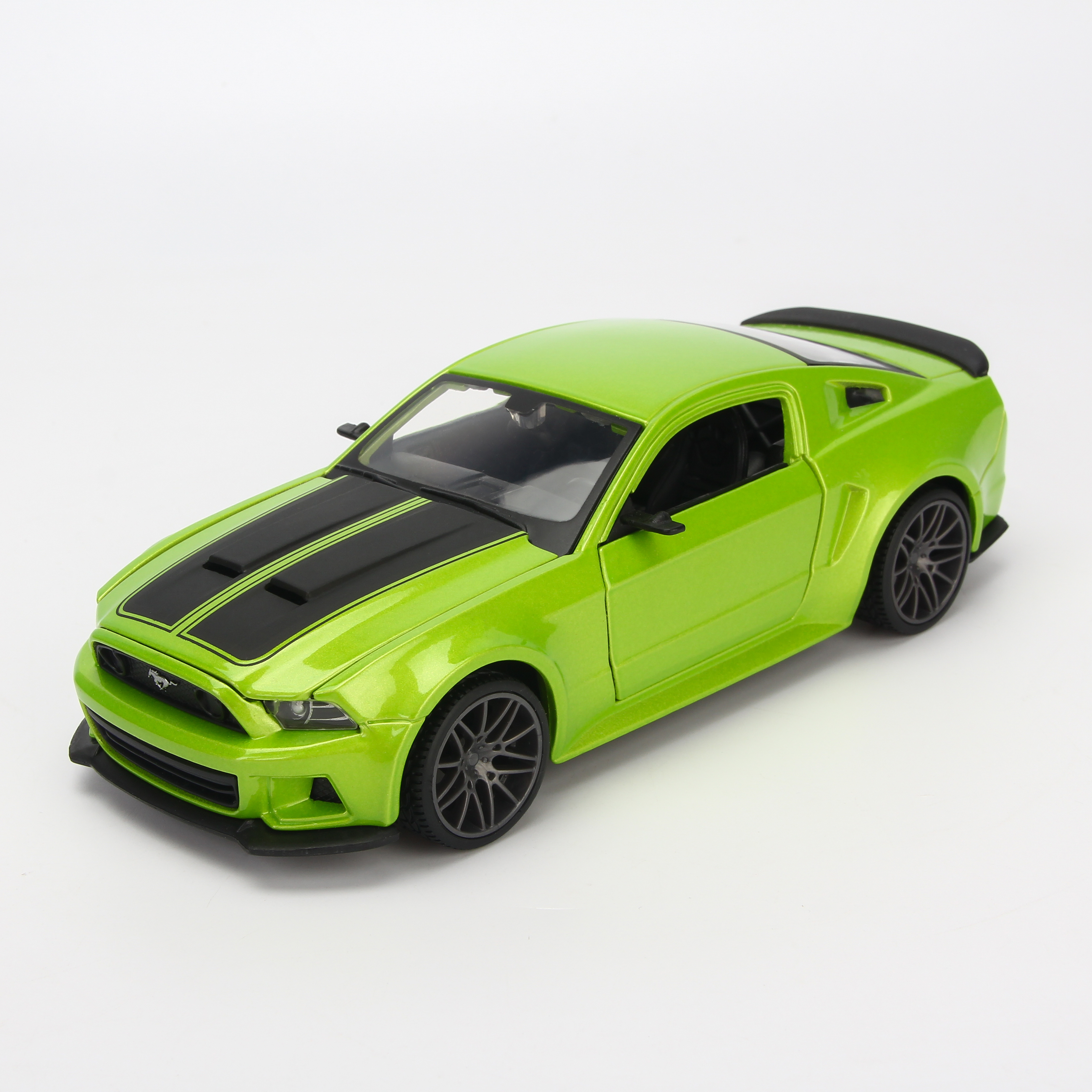 Mô Hình Xe Ford Mustang Street Racer Green 1:24 Maisto MH-31506