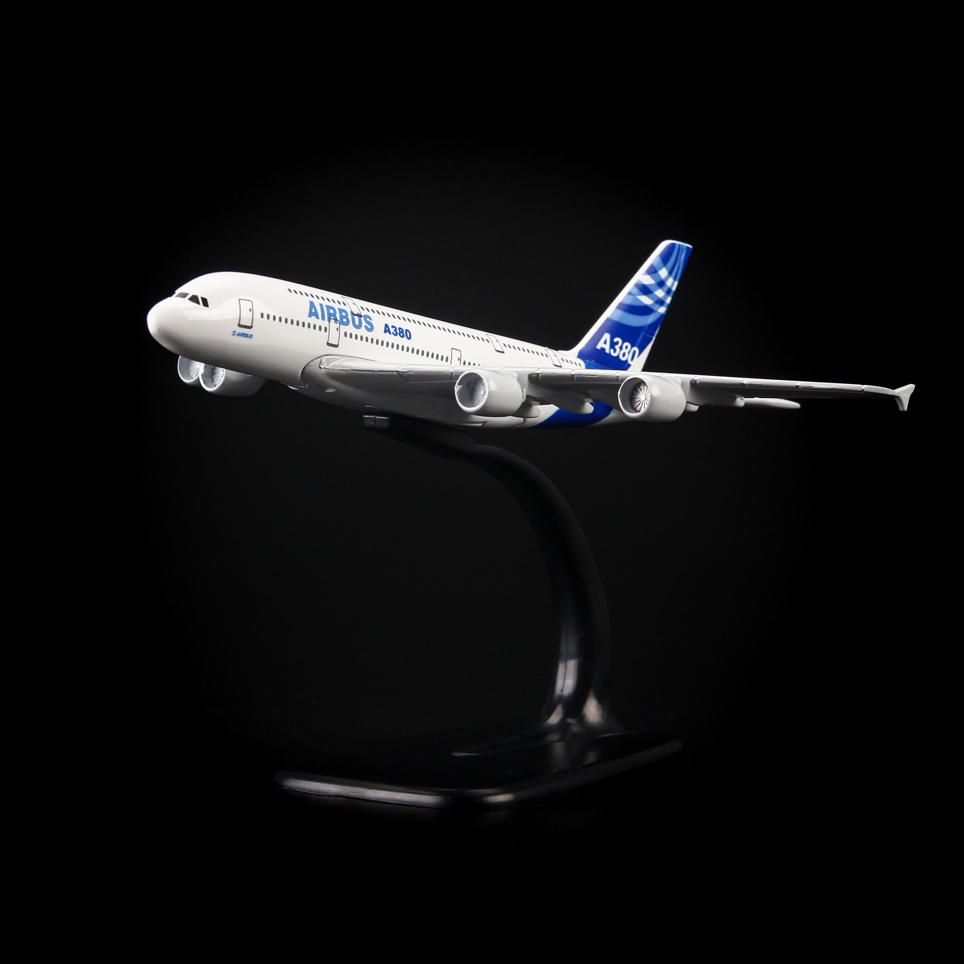 Mô Hình Máy Bay Trưng Bày Airbus A380 Everfly AB20 (20cm)