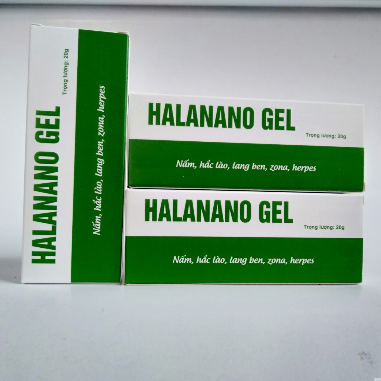 Gel bôi ngoài da Halanano tuýp 20g  - giúp làm dịu mát khi da bị mẩn ngứa, khó chịu