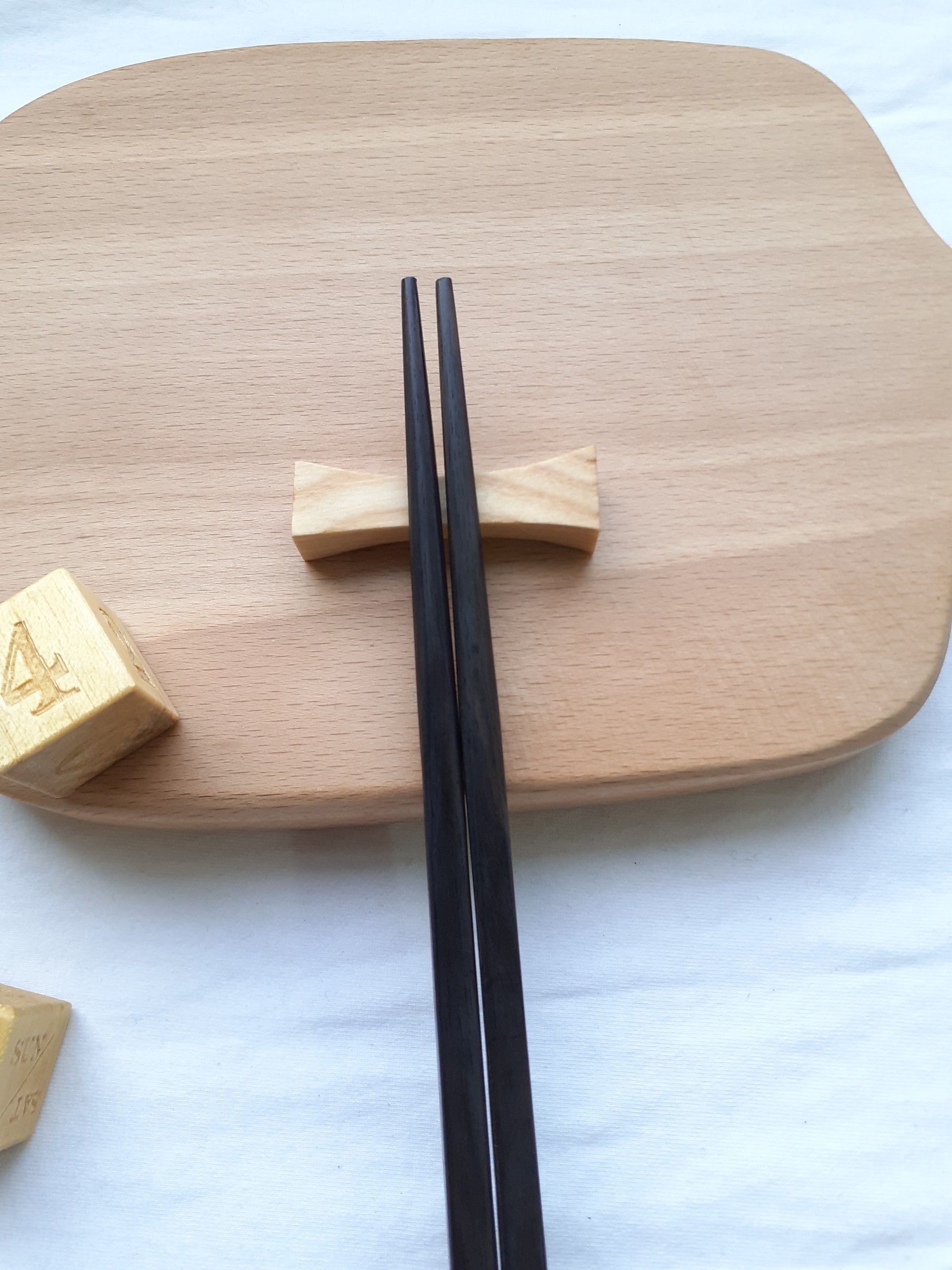 Đũa gỗ Mun Vuông trơn 25cm- Bộ 5 đôi
