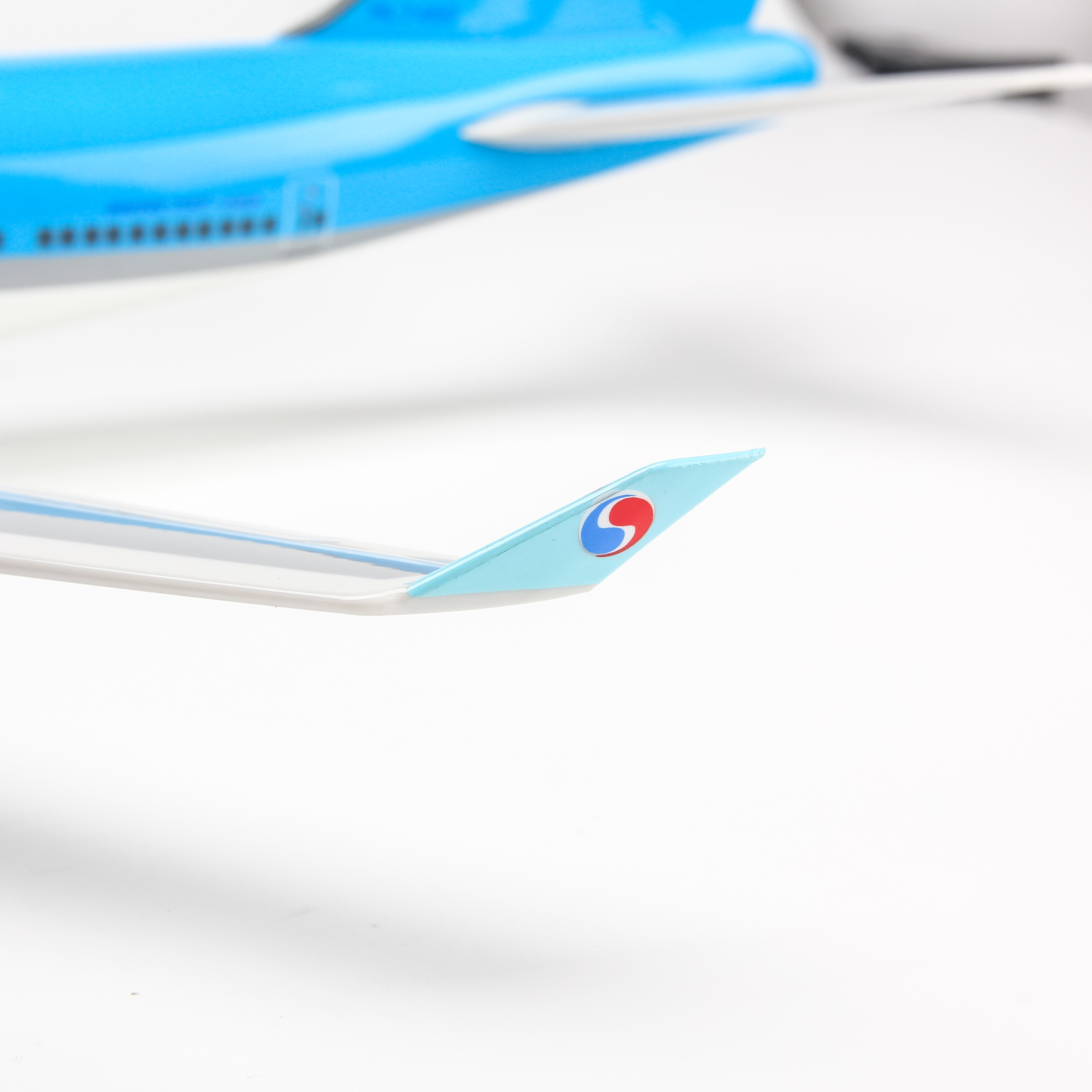Mô Hình Máy Bay AIRBUS A380 KOREAN AIRWAYS 47CM