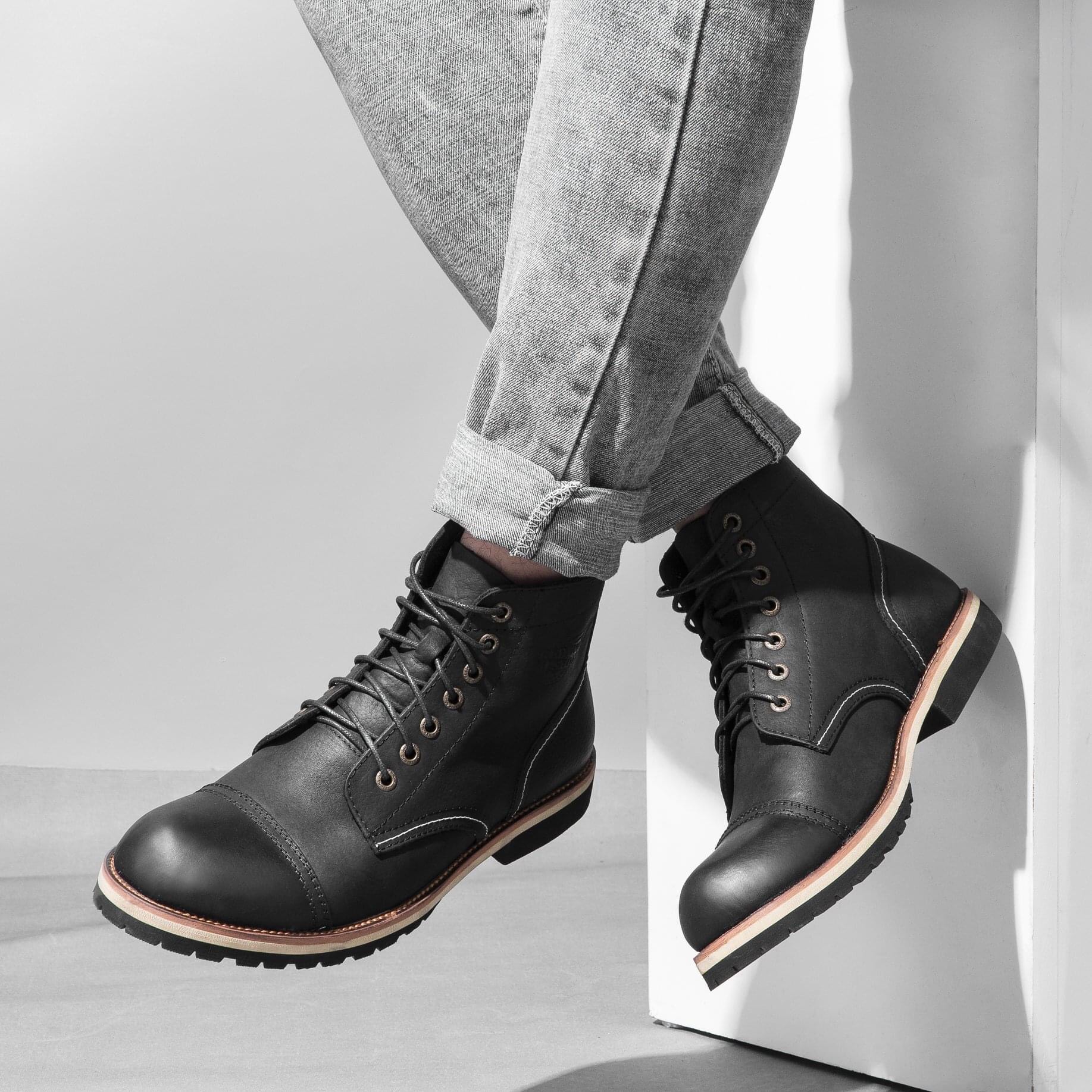 Giày Boot Nam Cao Cổ Buộc Dây Da Bò Thật Nguyên Tấm HN678Black - (Tặng Xi/Vớ/Lót Giày)