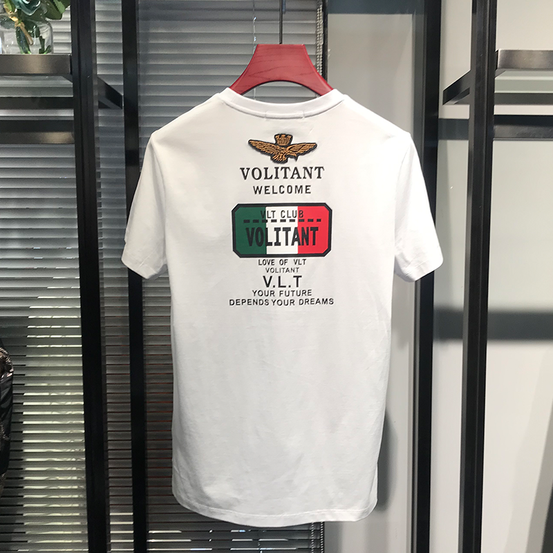 Áo thun Nam họa tiết logo trước ngực và sau áo nổi bật chất liệu vải cotton cao cấp co giãn nhẹ mặc thoải mái dễ phối đồ phù hợp với xu hướng thời trang