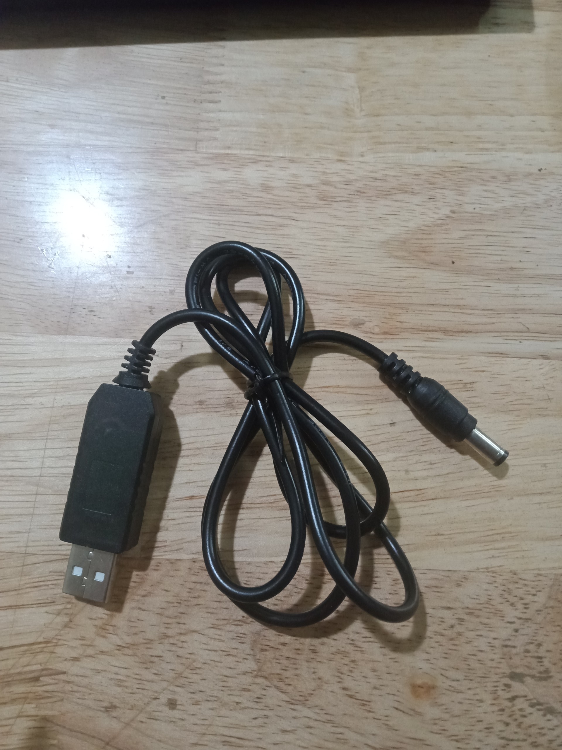 Máy bơm điện 2 chiều mini tích điện dành cho đệm hơi và các vật dụng bằng hơi gọn nhẹ, đa năng dễ dàng mang theo