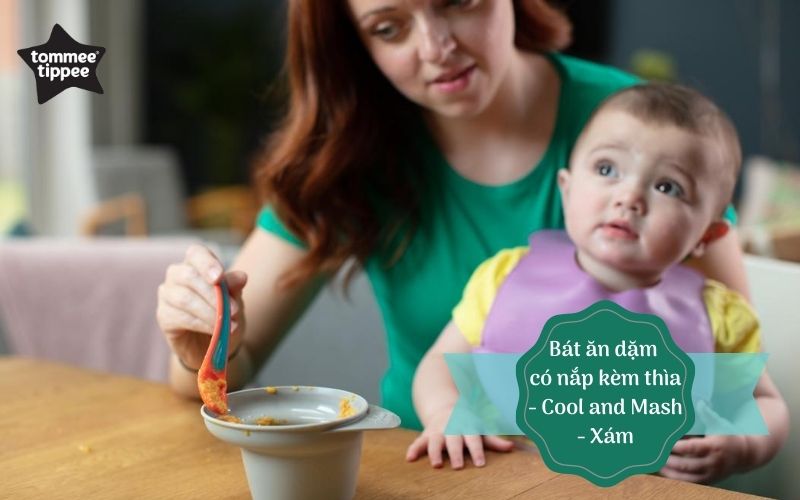 Bát ăn dặm có nắp kèm thìa cho bé Tommee Tippee Cool n Mash từ 4 tháng - Xám