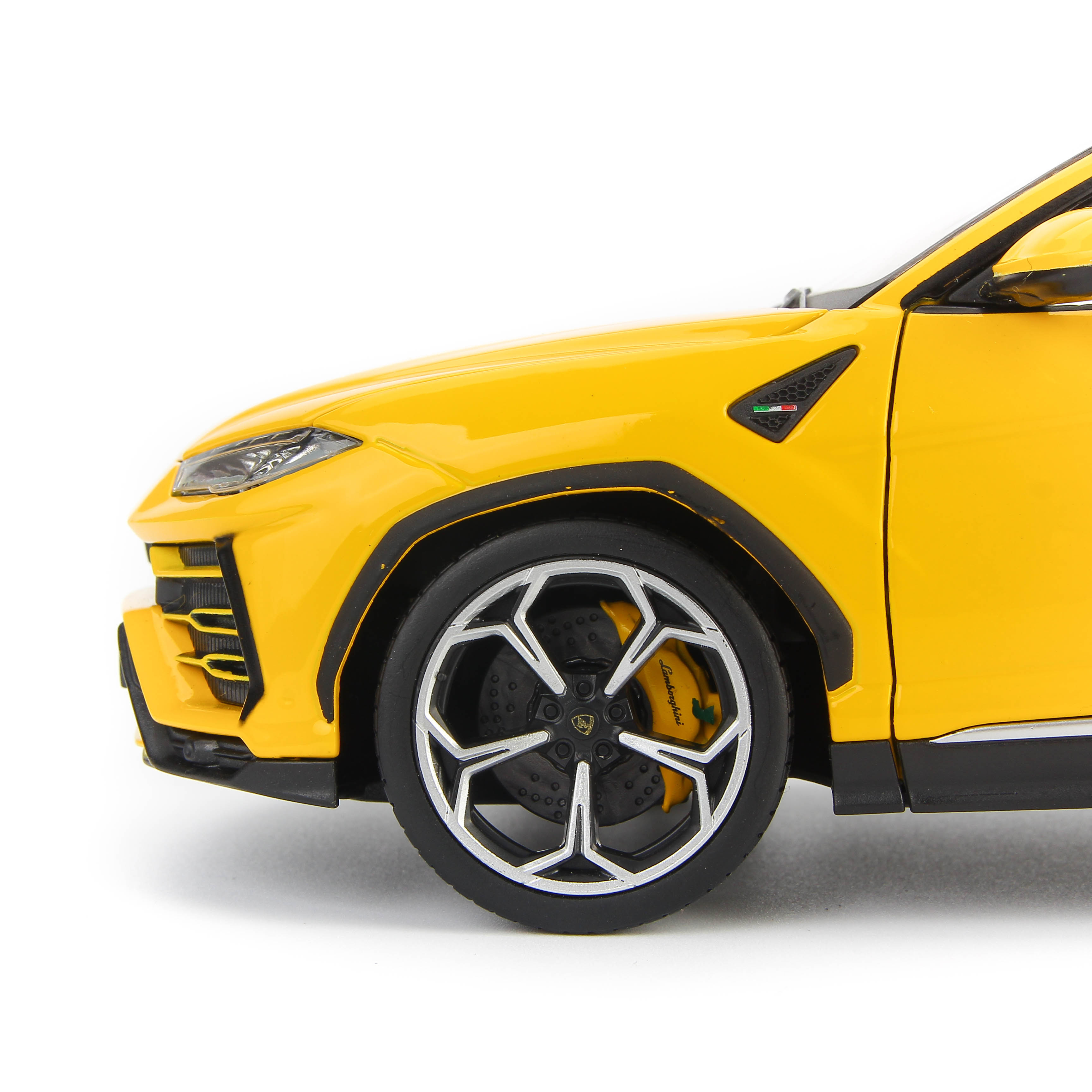 Mô Hình Xe Lamborghini Urus Yellow 1:24 Maisto MH-31519