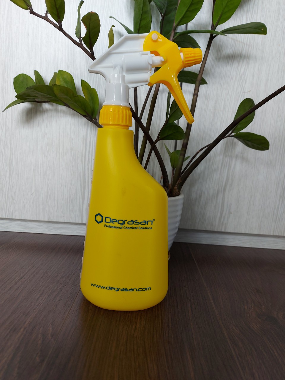 Bình Xịt Phun Sương 650ml Nhập Khẩu Bỉ