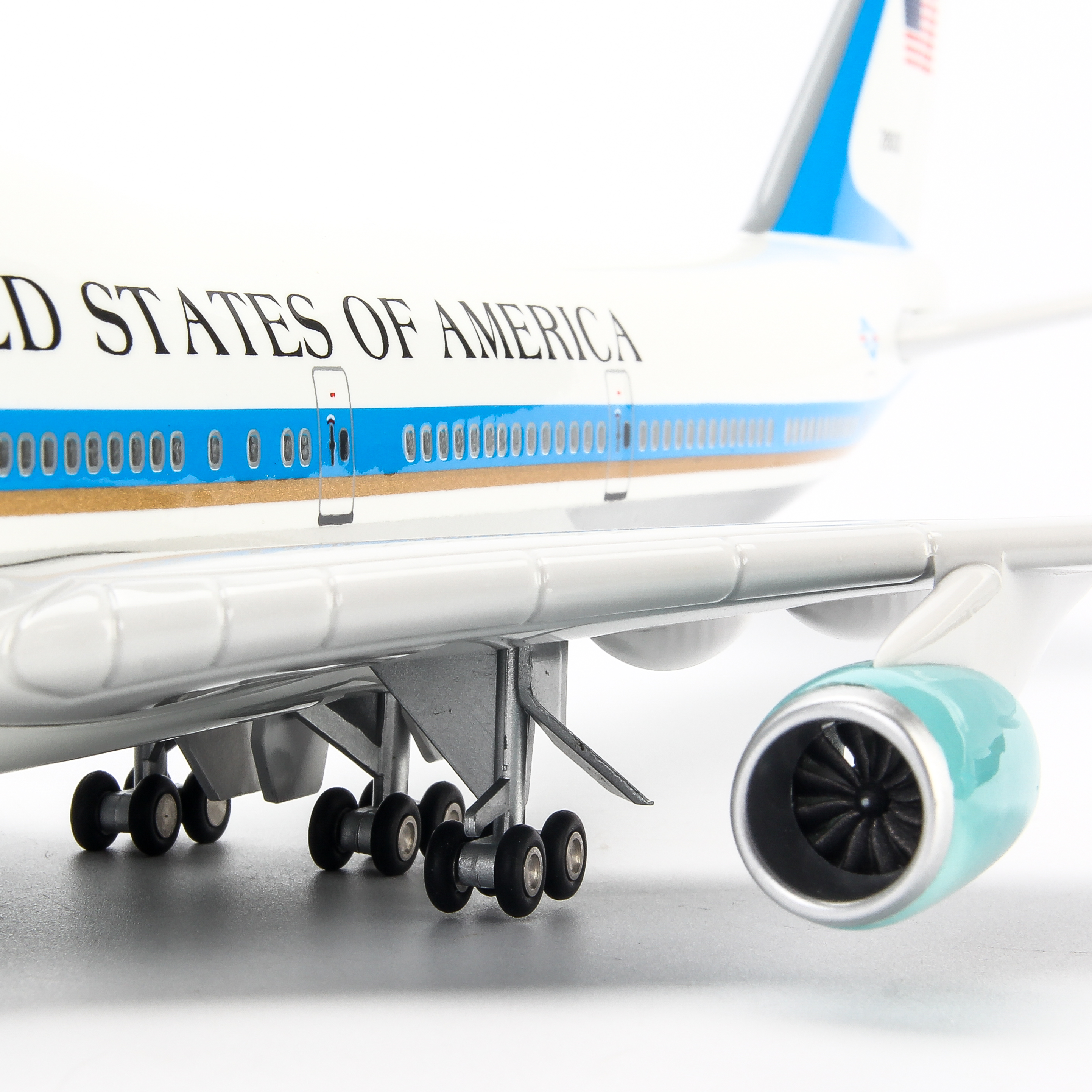 Mô hình máy bay B747 Air Force One 47cm-Trắng,Xanh