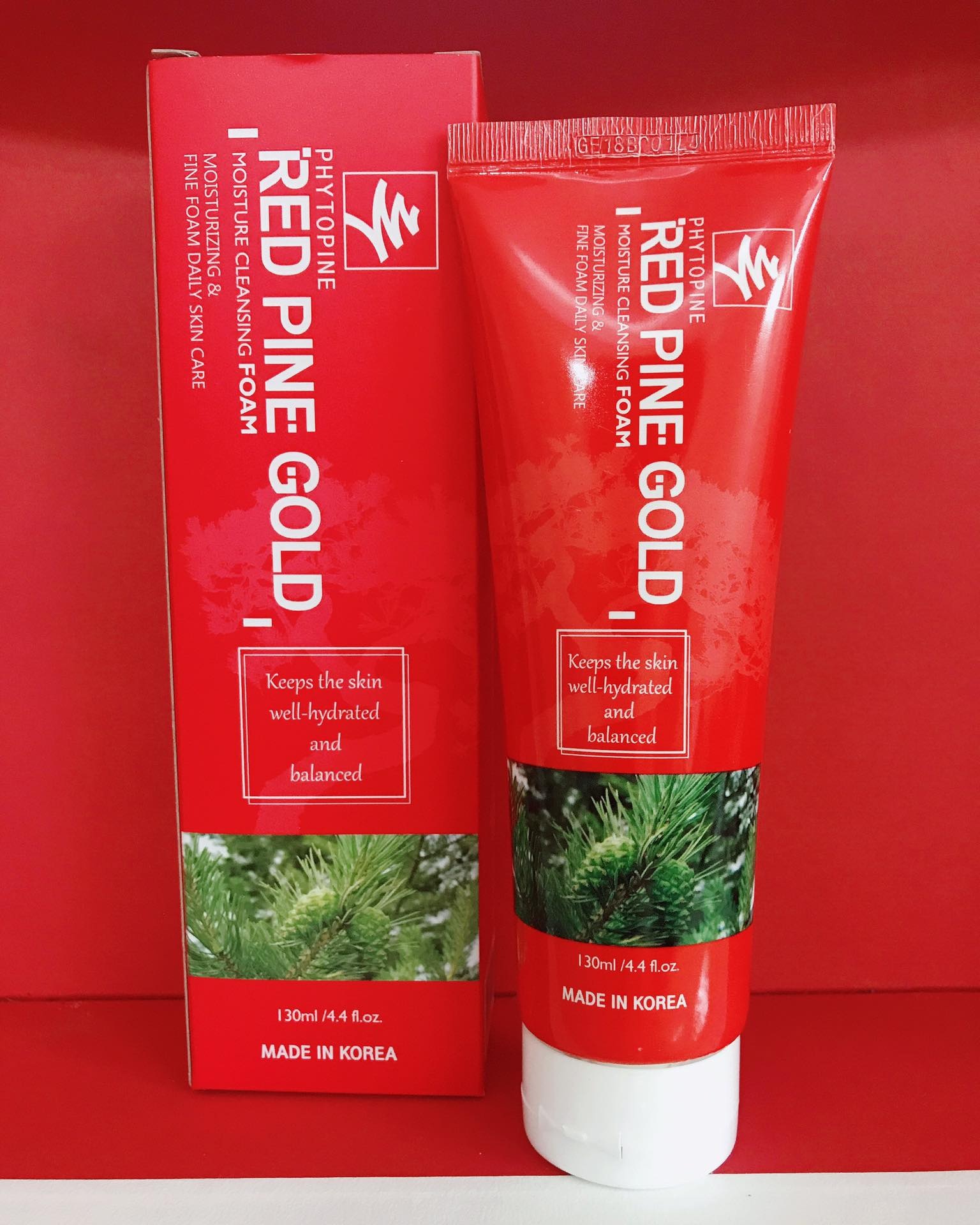 Sữa Rửa Mặt Tinh Dầu Thông Đỏ (Red Pine Gold Moisture Cleansing Foam)