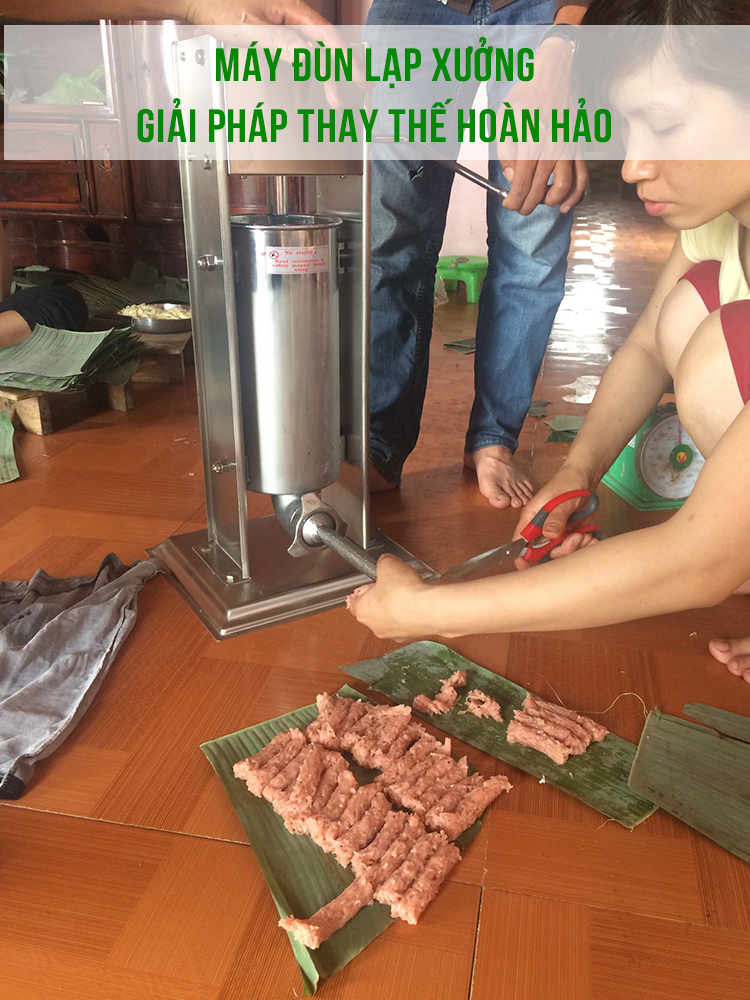 Máy Đùn Lạp Xưởng Bằng Tay 5L