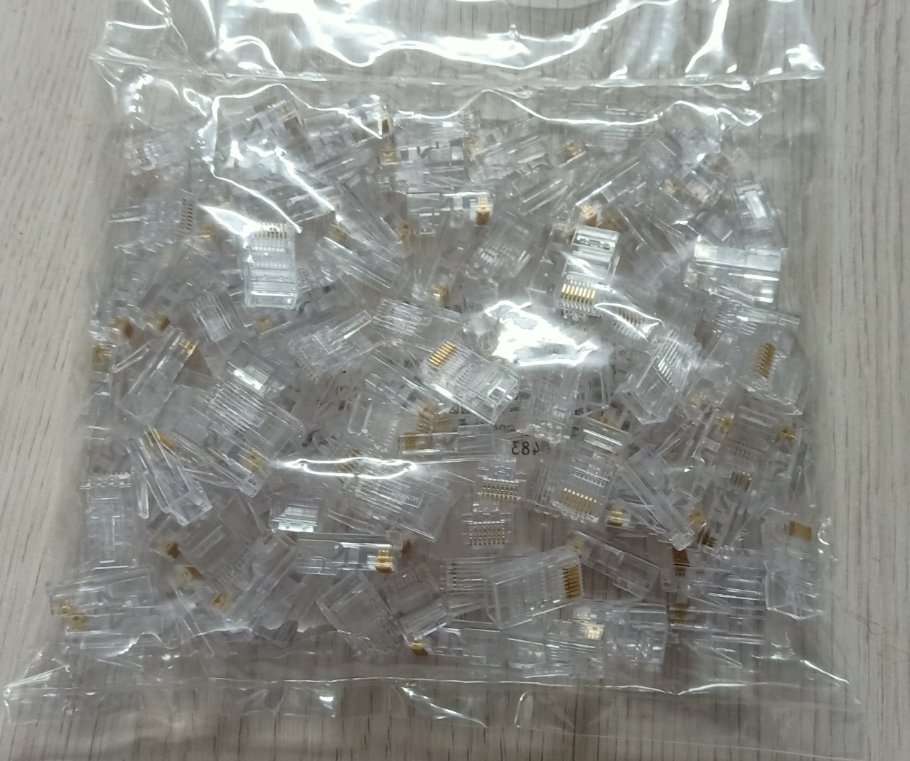 Đầu mạng RJ45 Cat5 AMP/Commscope chính hãng mã 6-554720-3 - Hàng chính hãng