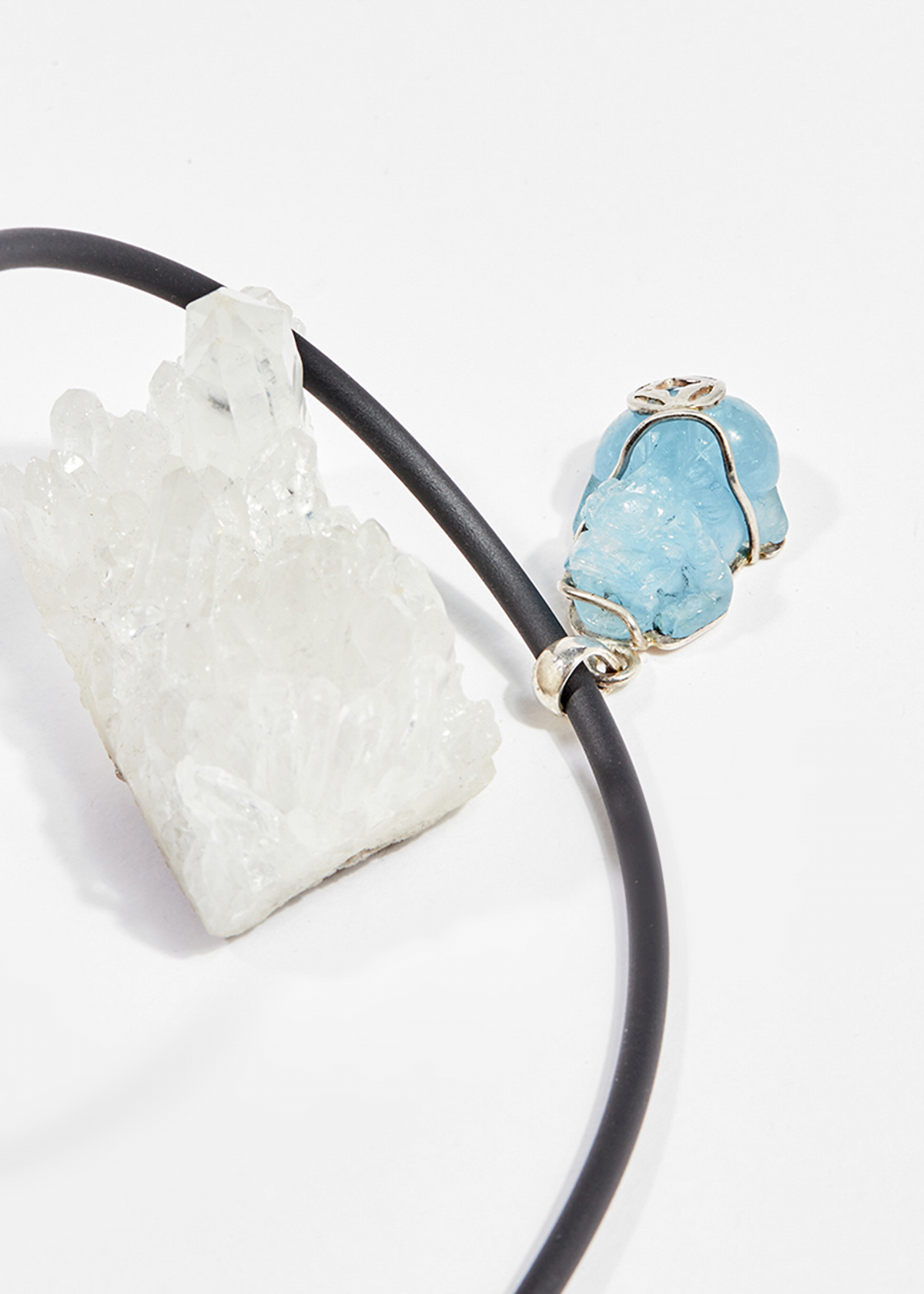 Dây chuyền phong thủy đá aquamarine bọc bạc tỳ hưu 2cm mệnh thủy , mộc - Ngọc Quý Gemstones