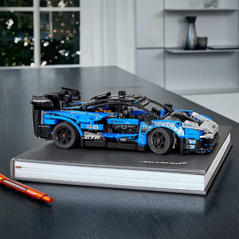 Đồ Chơi Lắp Ráp LEGO Technic Siêu Xe Mclaren Senna Gtr 42123 Cho Bé Trên 10 Tuổi