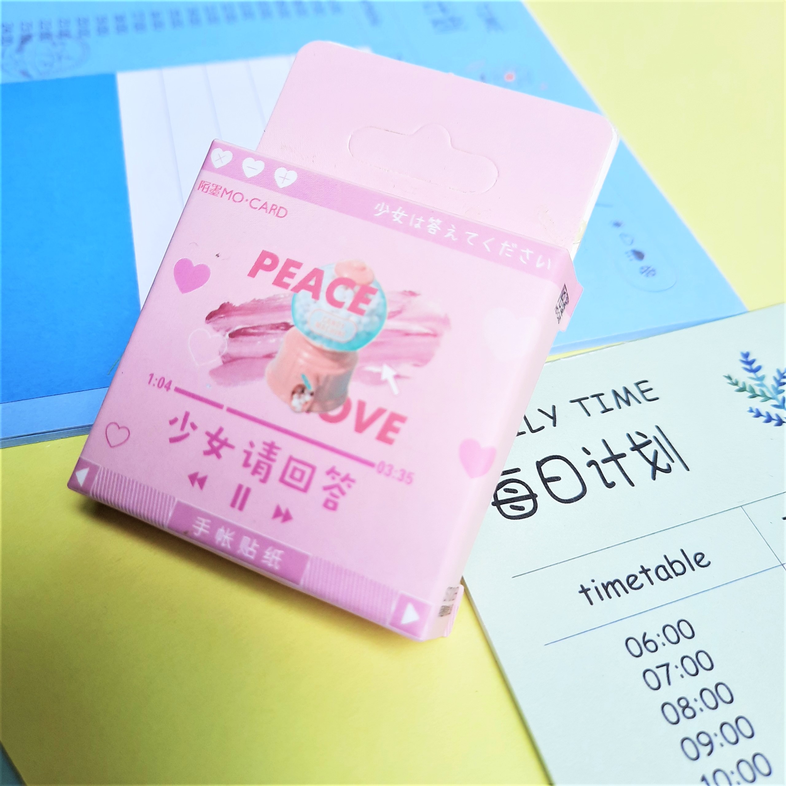 Hộp 46 Miếng Dán Sticker Trang Trí Chủ Đề Peace Love