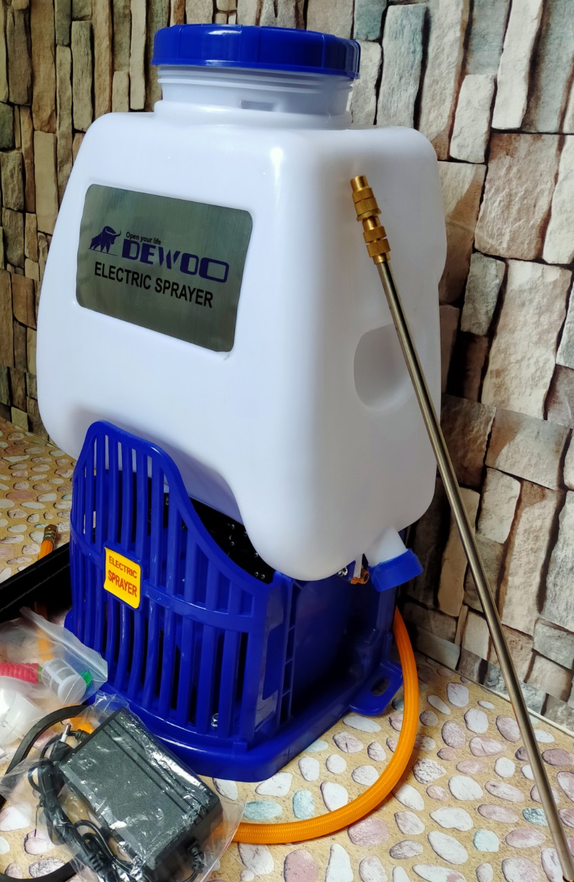 MÁY PHUN THUỐC - BÌNH PHUN THUỐC DEWOO 20L CHẠY ĐIỆN 12V DW-20M - HÀNG CHÍNH HÃNG