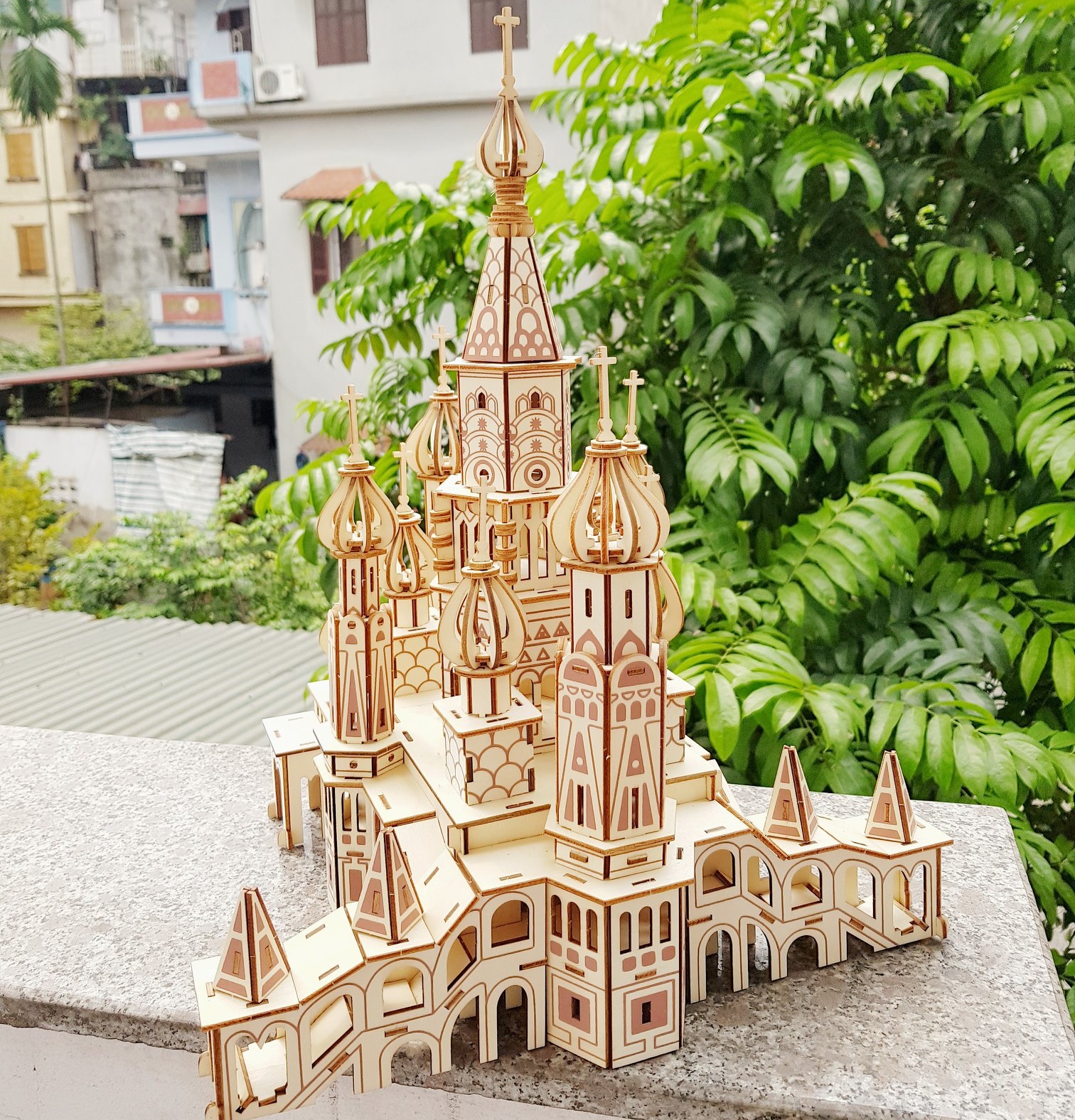 Đồ chơi lắp ráp gỗ 3D Mô hình Lâu Đài Saint Basil's Cathedral XE-G013H Laser