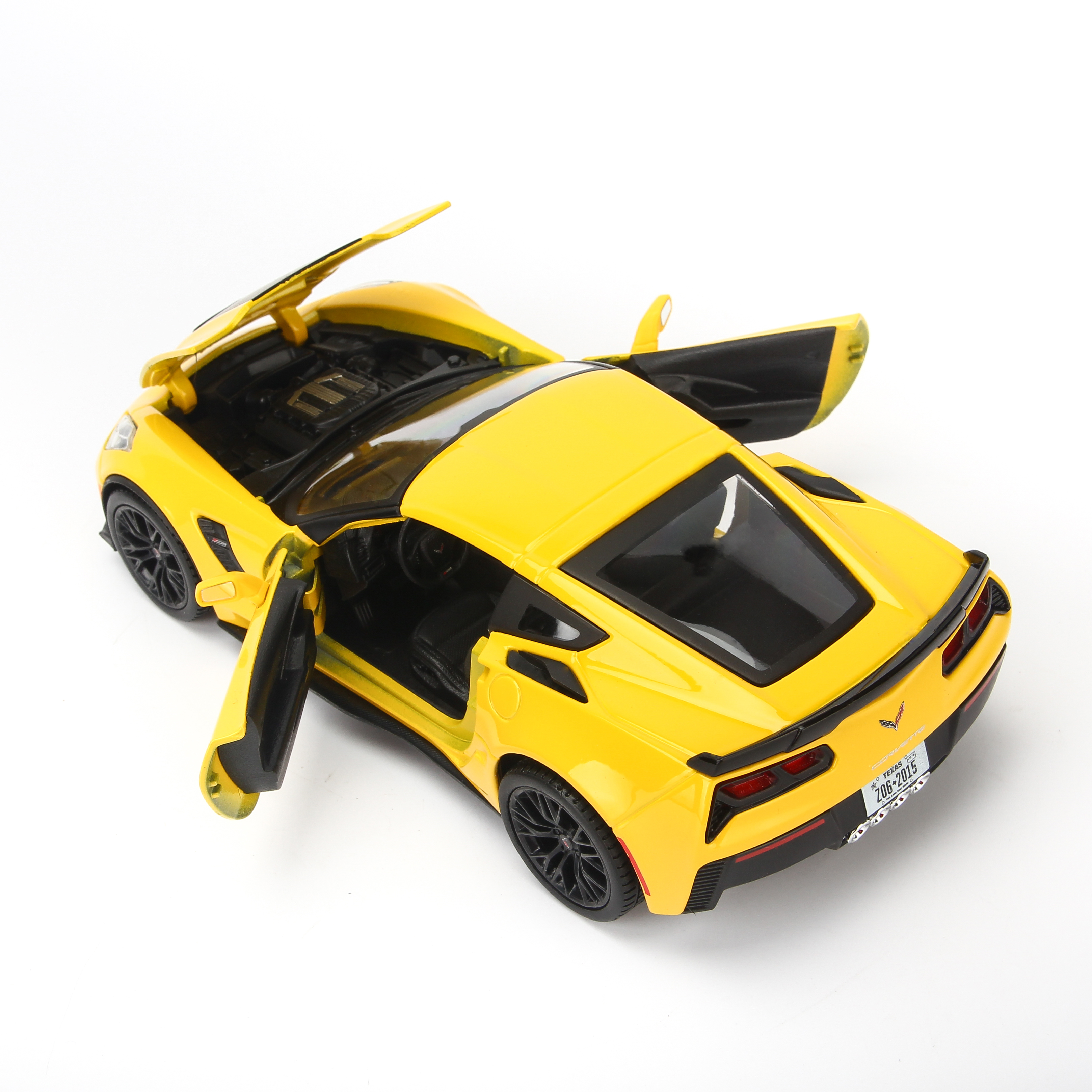 Mô Hình Xe Corvette Z06 Yellow 1:24 Maisto MH-31133