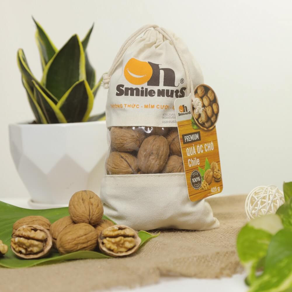 Quả Óc Chó Smile Nuts túi canvas 425g - Kèm dụng cụ tách vỏ (Óc chó nhập khẩu từ Chile, vỏ mỏng, thịt dày)