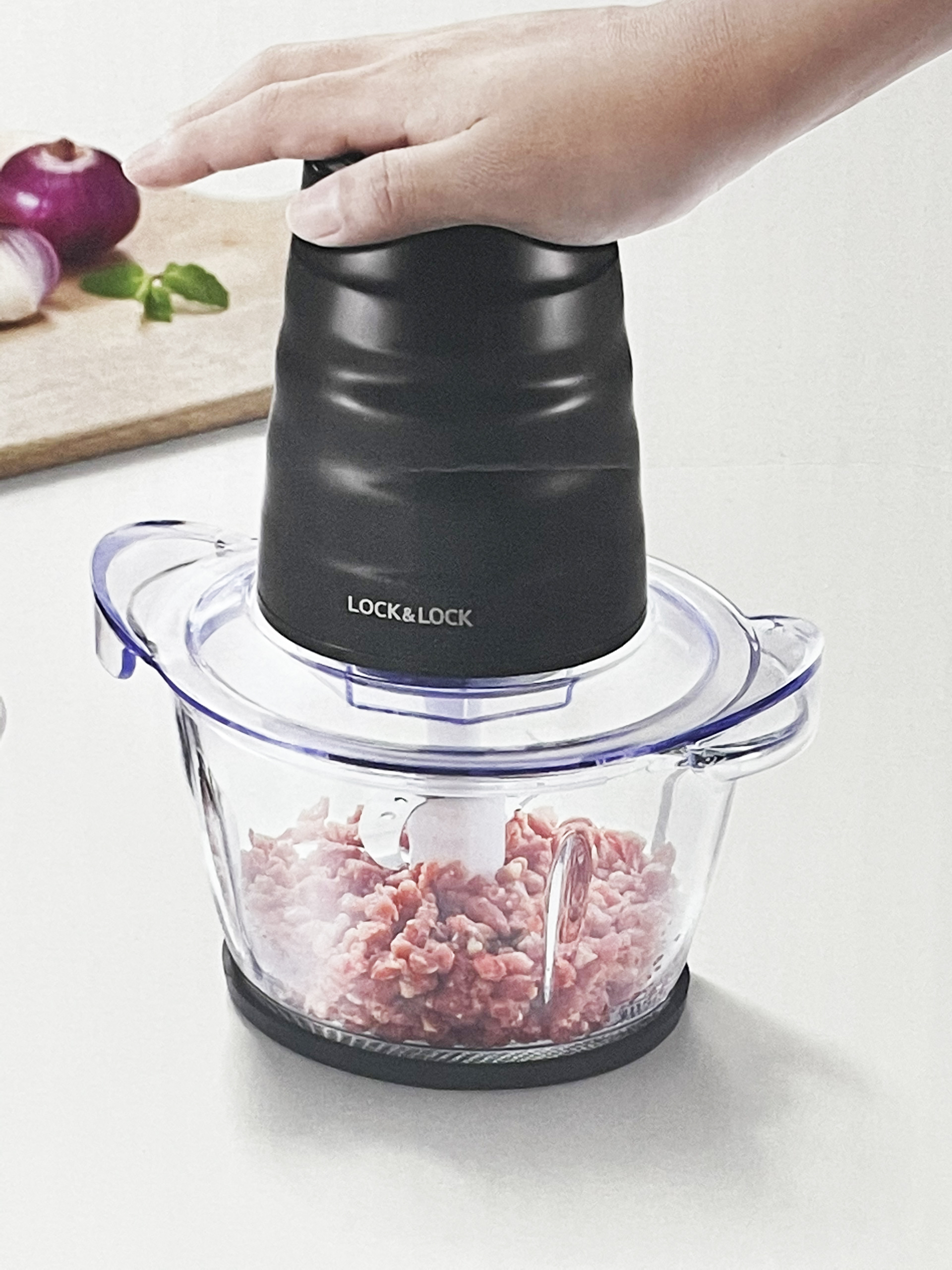 Máy Xay Thịt Cối Thủy Tinh Lock&amp;Lock Meat Chopper EJM156BLK 1 Lít - Hàng Chính Hãng, 4 Lưỡi Dao Cho Lực Nghiền Mạnh, Công Suất 400W