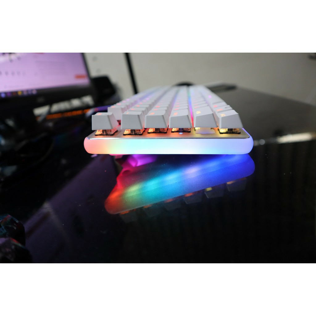Bàn phím cơ Chơi Game RK918 RGB. Thiết kế đẹp, đèn nền RGB rực rỡ. Có dây, Full size 108 phím. Đủ màu và Switch - Chính Hãng Royal Kludge