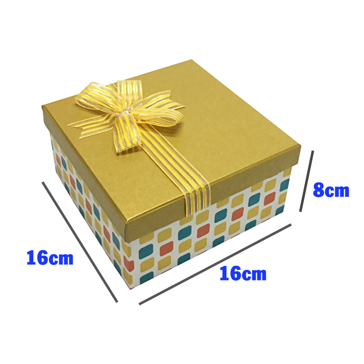 Hộp Quà Vuông V027 Phượng Hoàng 16 x 16 x 8 cm - Giao mẫu ngẫu nhiên