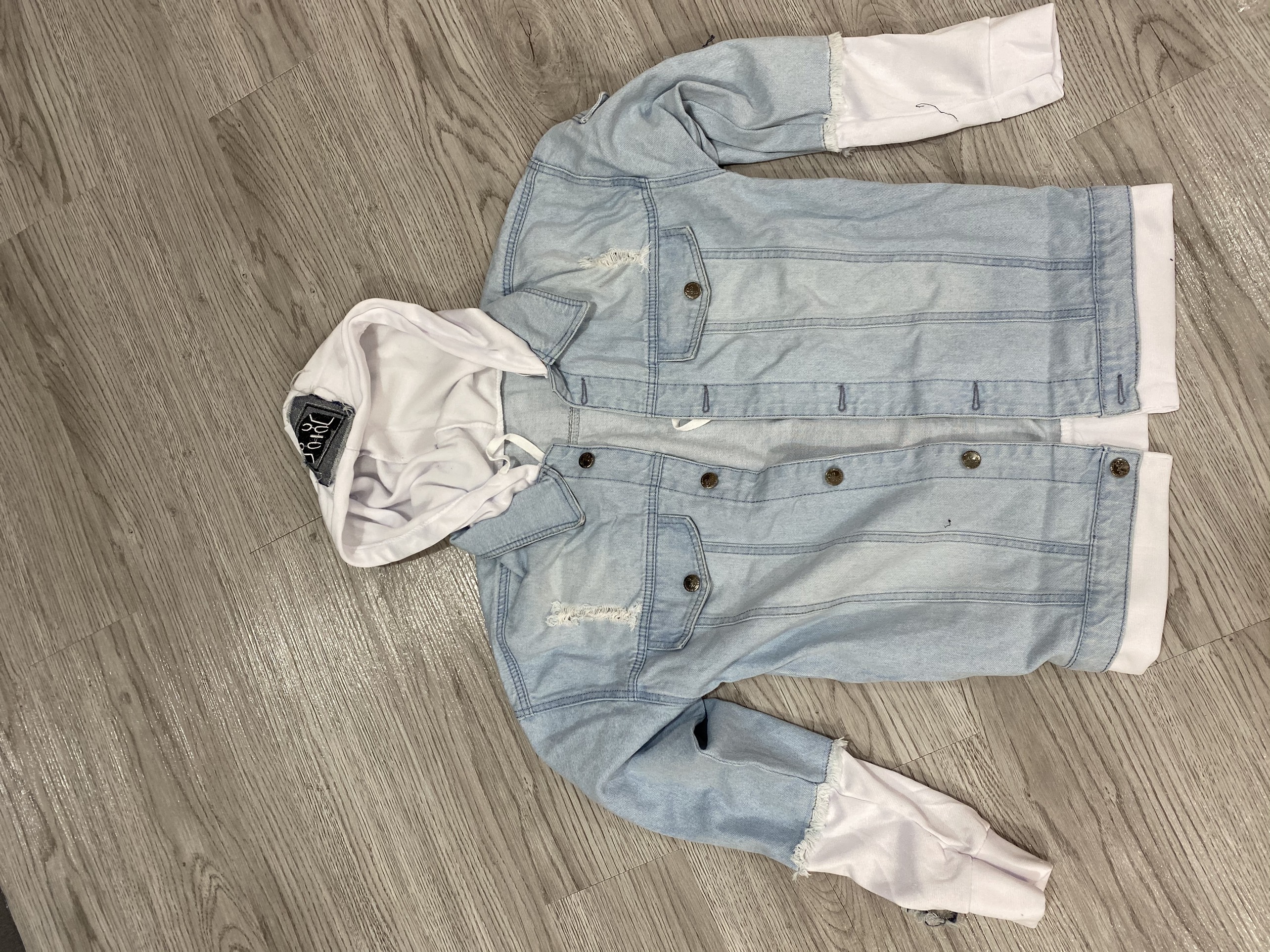 Hình ảnh Áo khoác jeans nam in hình cún dễ thương mặt cười , áo khoác nam form vừa phối nỉ mềm co dãn lôi cuốn có mũ có 3 size Julido mẫu khoác AKJ8686 - Màu Xanh Hình ảnh Áo khoác jeans nam in hình cún dễ thương mặt cười , áo khoác nam form vừa phối nỉ mềm co dãn lôi cuốn có mũ có 3 size Julido mẫu khoác AKJ8686 - Màu Xanh