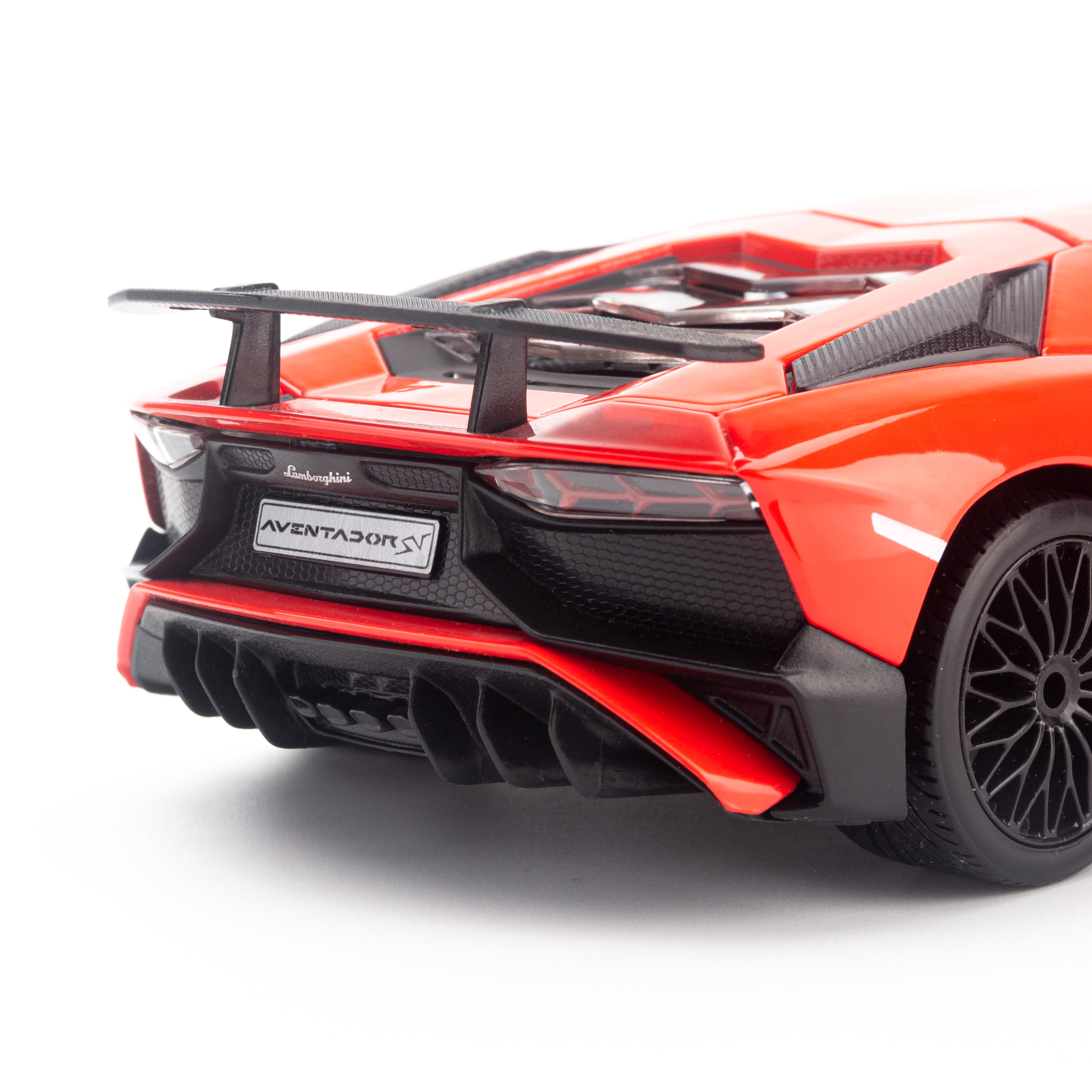 Mô hình xe LAMBORGHINI AVENTADOR LP750-4 SV RED 1:24 BBURAGO - MH18-21079