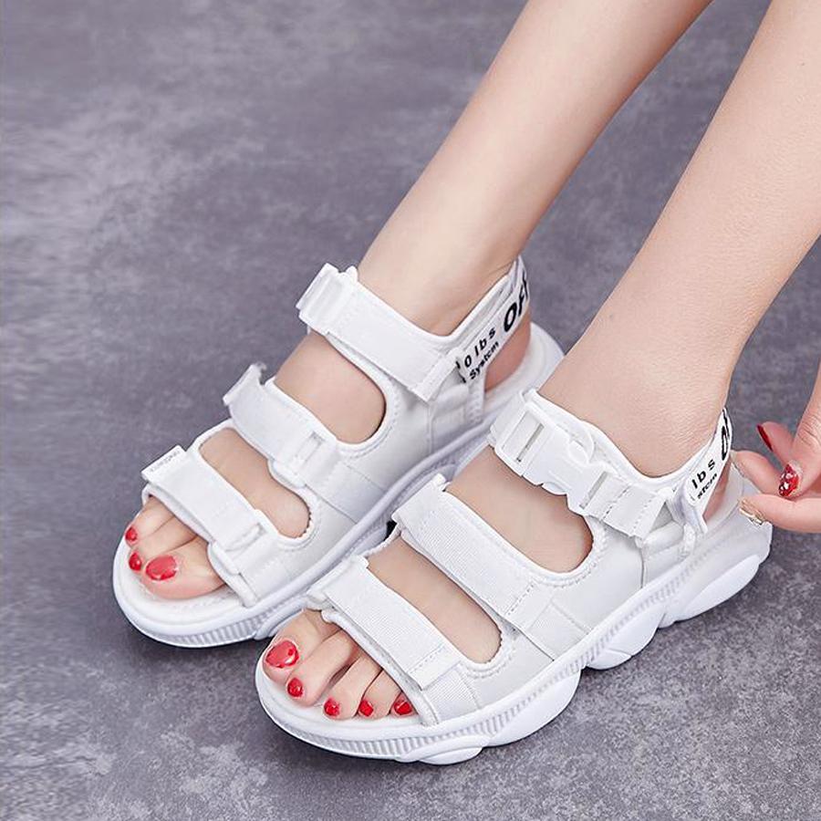 Sandal đế gấu ba màu xinh xắn