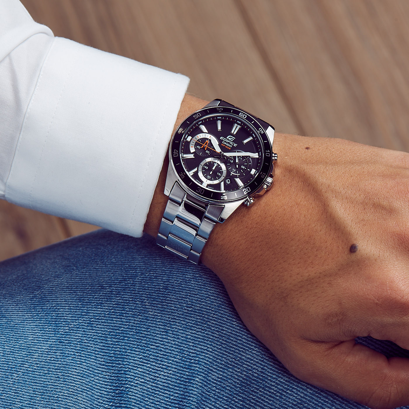Đồng hồ nam dây kim loại Casio Edifice chính hãng EFV-570D-1AVUDF