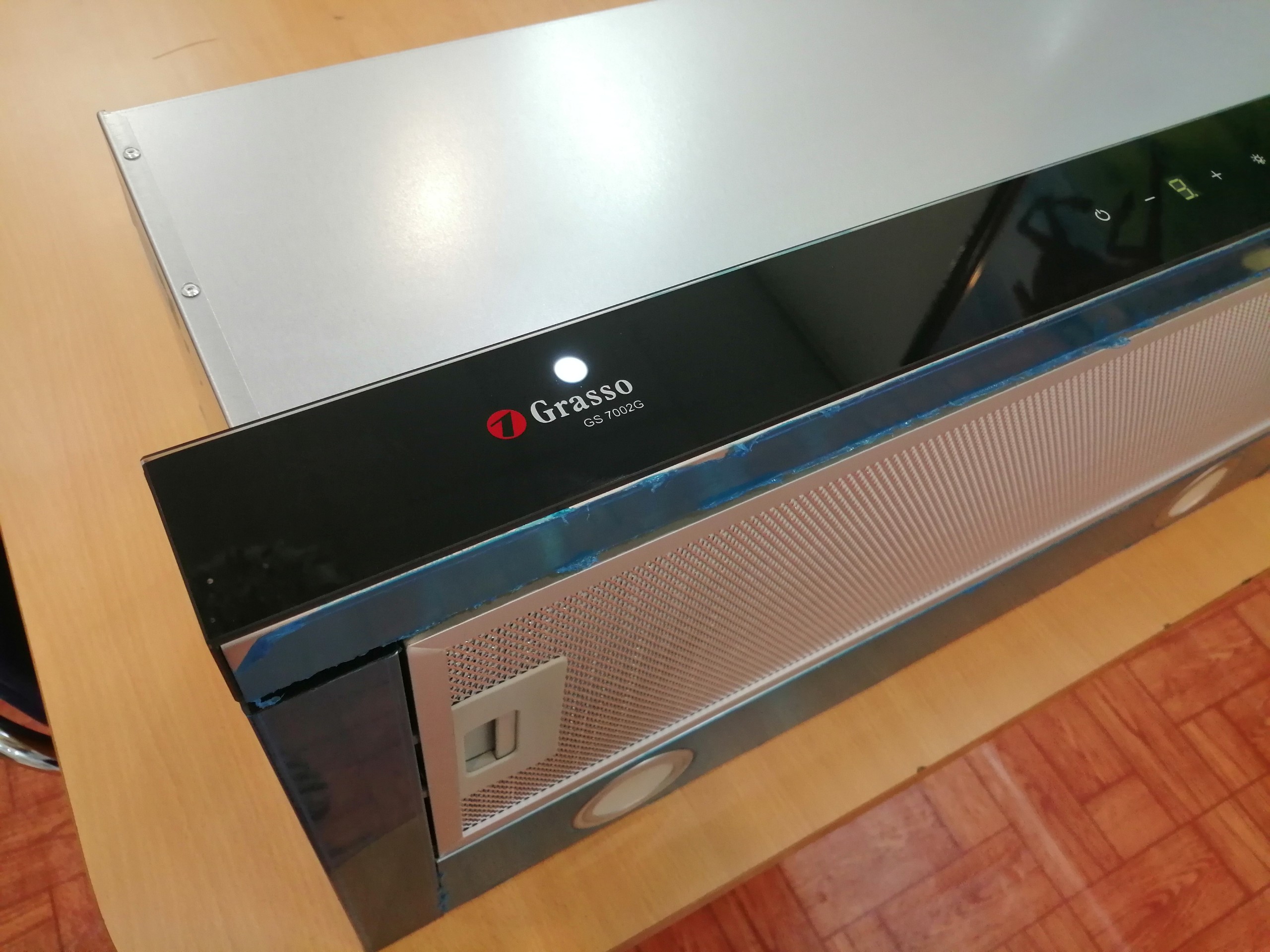 Máy hút mùi kéo rút Grasso GS7002G