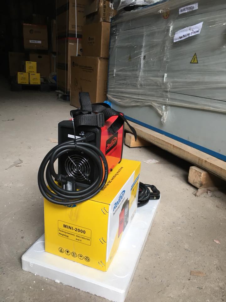 MÁY HÀN QUE ĐIỆN TỬ INVENTER REDBO MINI-2000