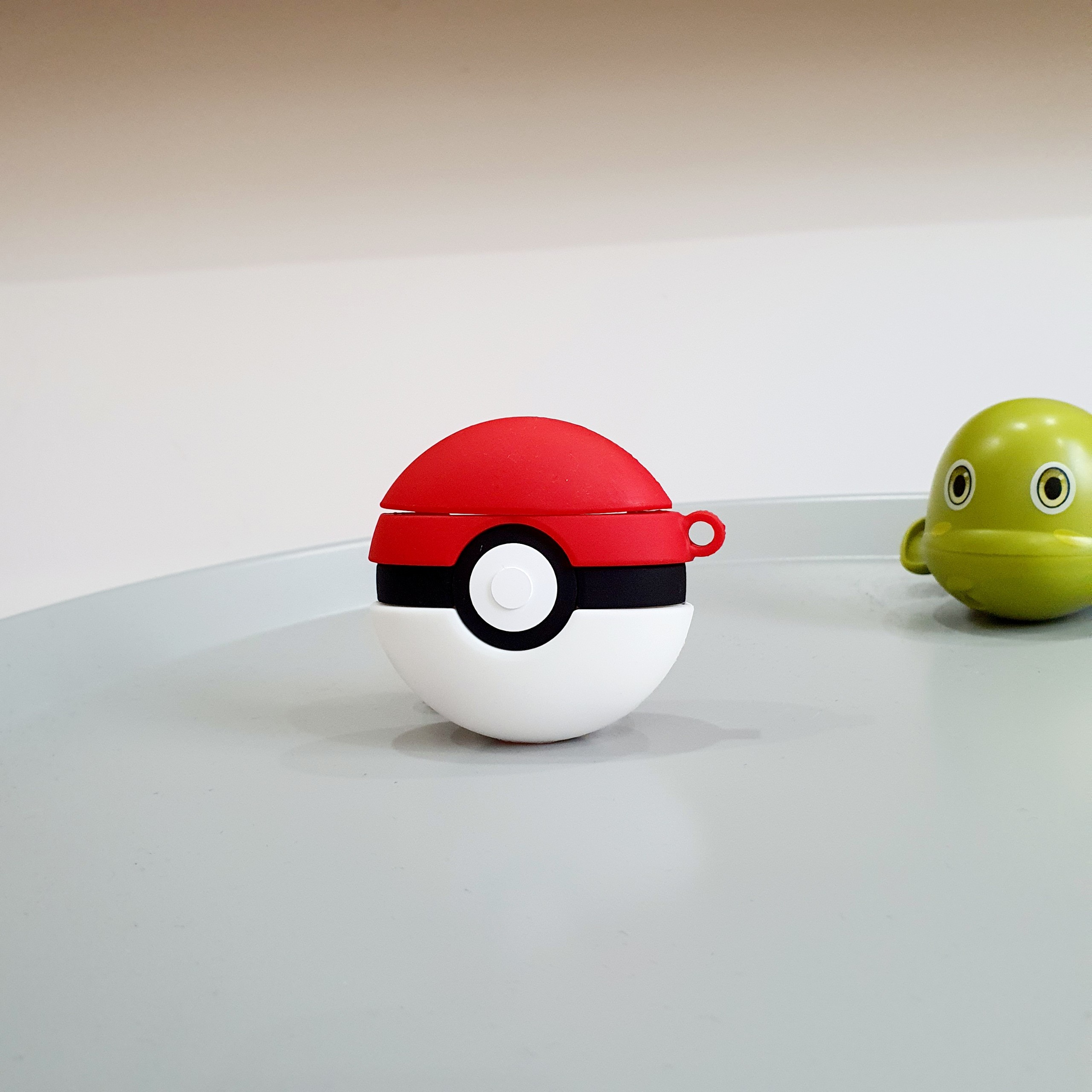 Bao Case Silicon Cho Tai Nghe Apple AirPods 1 / AirPods 2 - Hình Quả Cầu Pokemon - Ảnh Thật