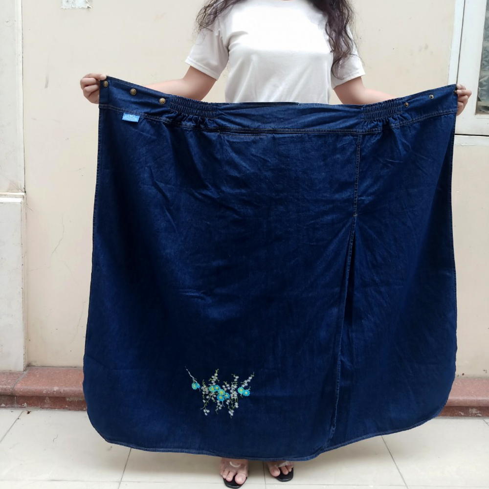 Váy Chống Nắng Xẻ Tà Cao cấp Vải Jean Cotton Mềm Mại, Dày Dặn Thêu Họa Tiết Hoa Thạch Thảo Xanh