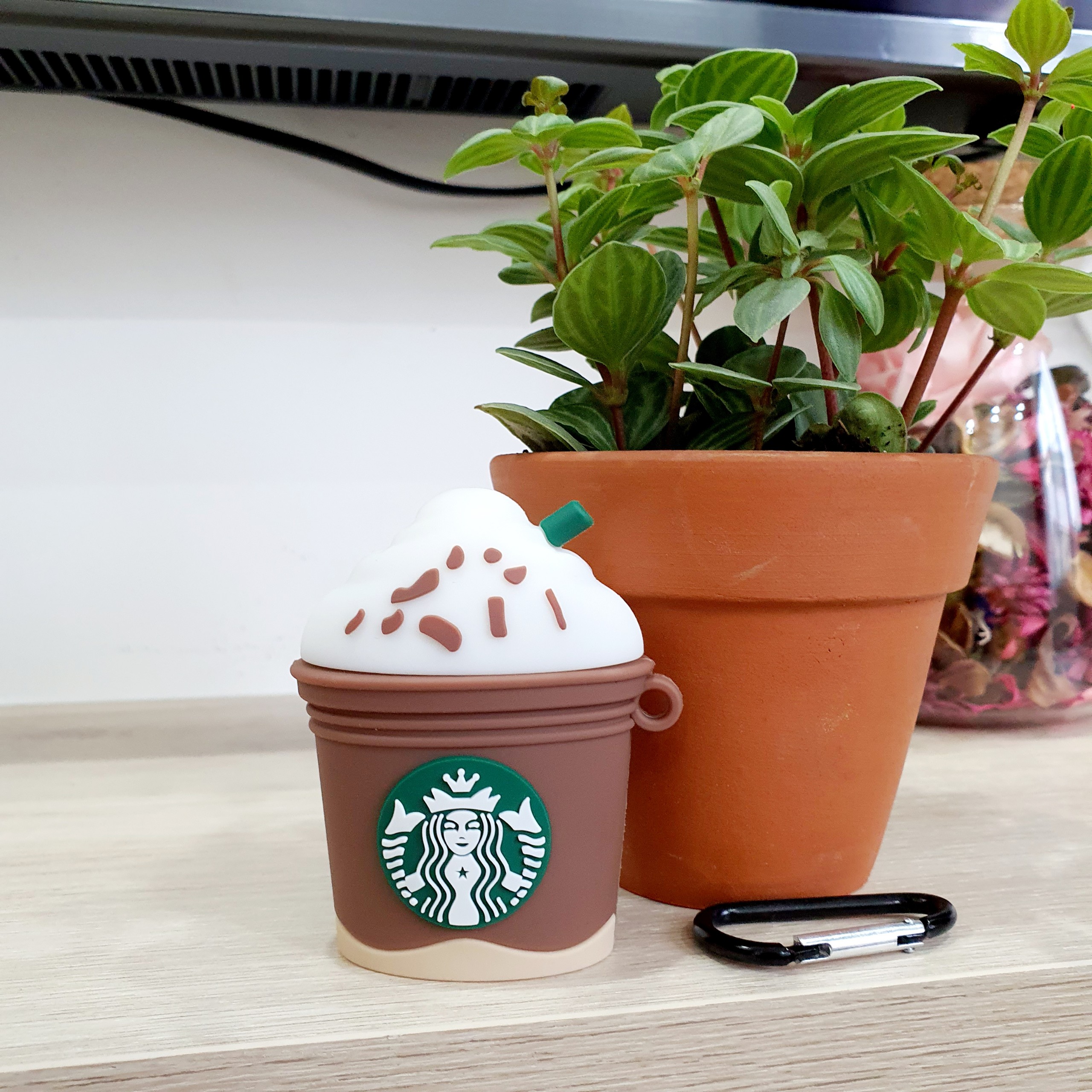 Bao Case Silicon Cho Tai Nghe Apple AirPods 1 / AirPods 2 - Hình Starbucks - Ảnh Thật