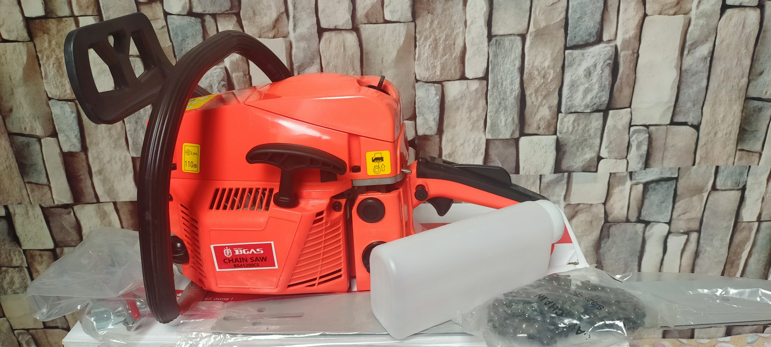 MÁY CƯA XÍCH XĂNG BGAS BGA5200CS (2000W)  - HÀNG CHÍNH HÀNG