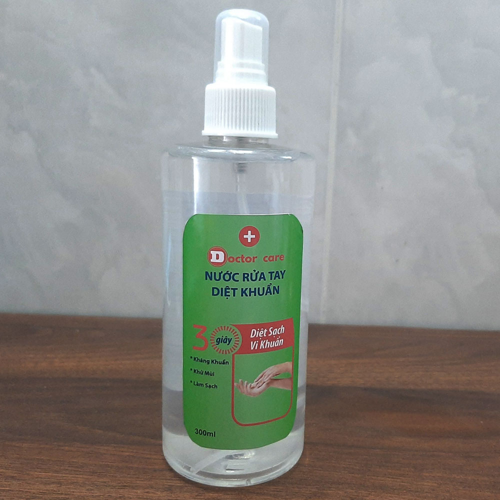 Nước rửa tay khô Diệt Khuẩn Doctor Care Hương Trà xanh CHAI 300 ML