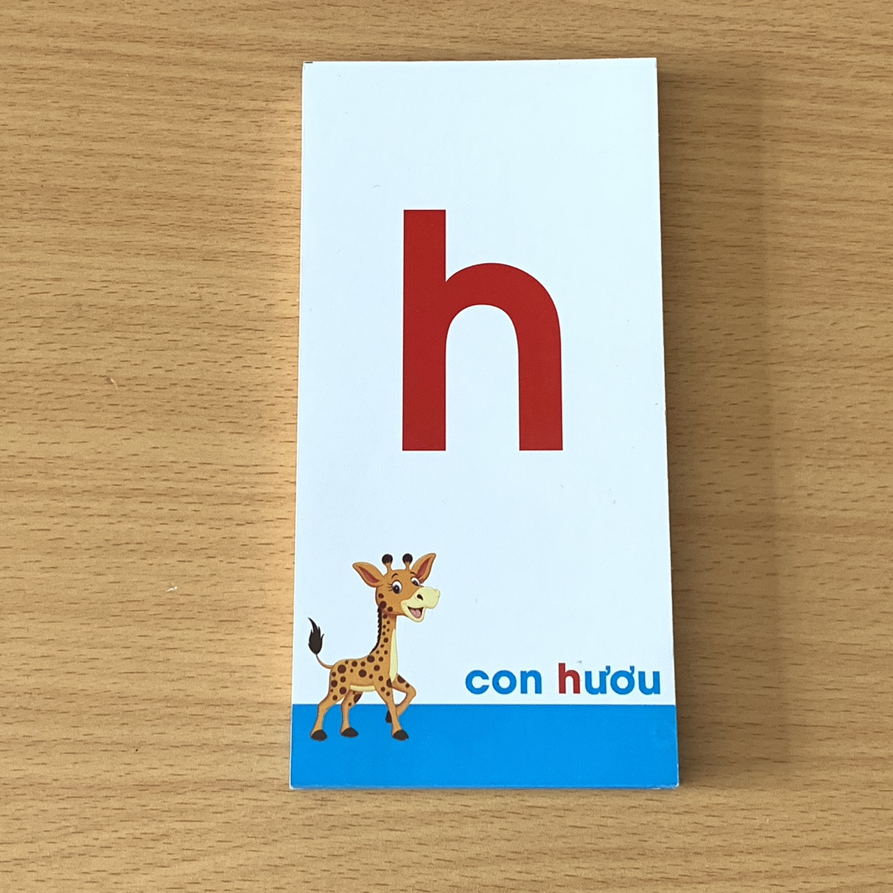 Sách Tập Đánh Vần Tập Học Chữ Tiếng Việt Tặng Kèm Thẻ Flashcard Thông Minh