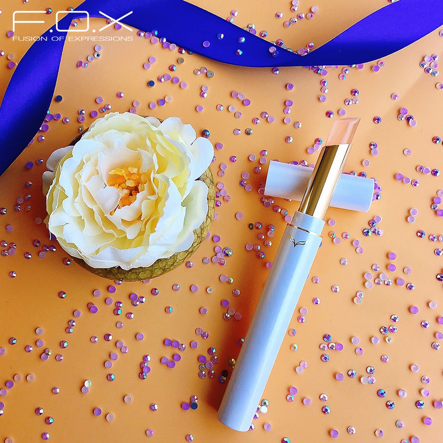 Son Gió Dưỡng Ẩm Và Bảo Vệ Môi FOX Moisturizing Lipstick 2.4g