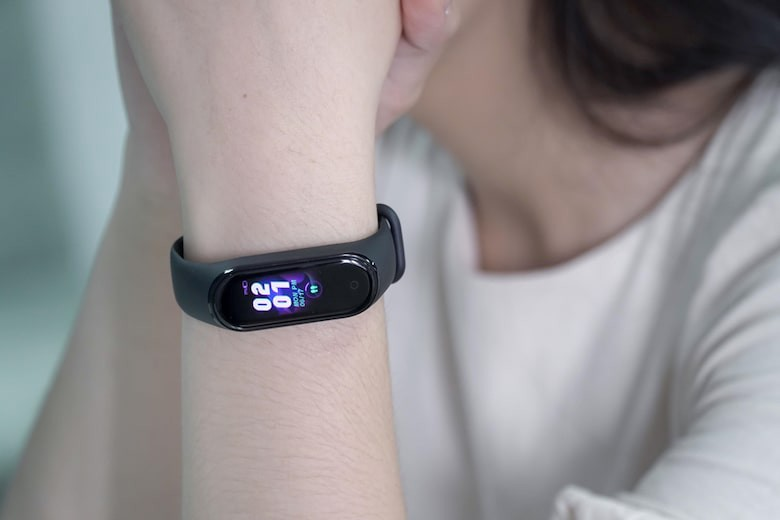 Vòng Đeo Tay Thông Minh Theo Dõi Vận Động Xiaomi, MI BAND 5 - Bản Quốc Tế có sẵn Tiếng Anh, Hàng Nhập Khẩu