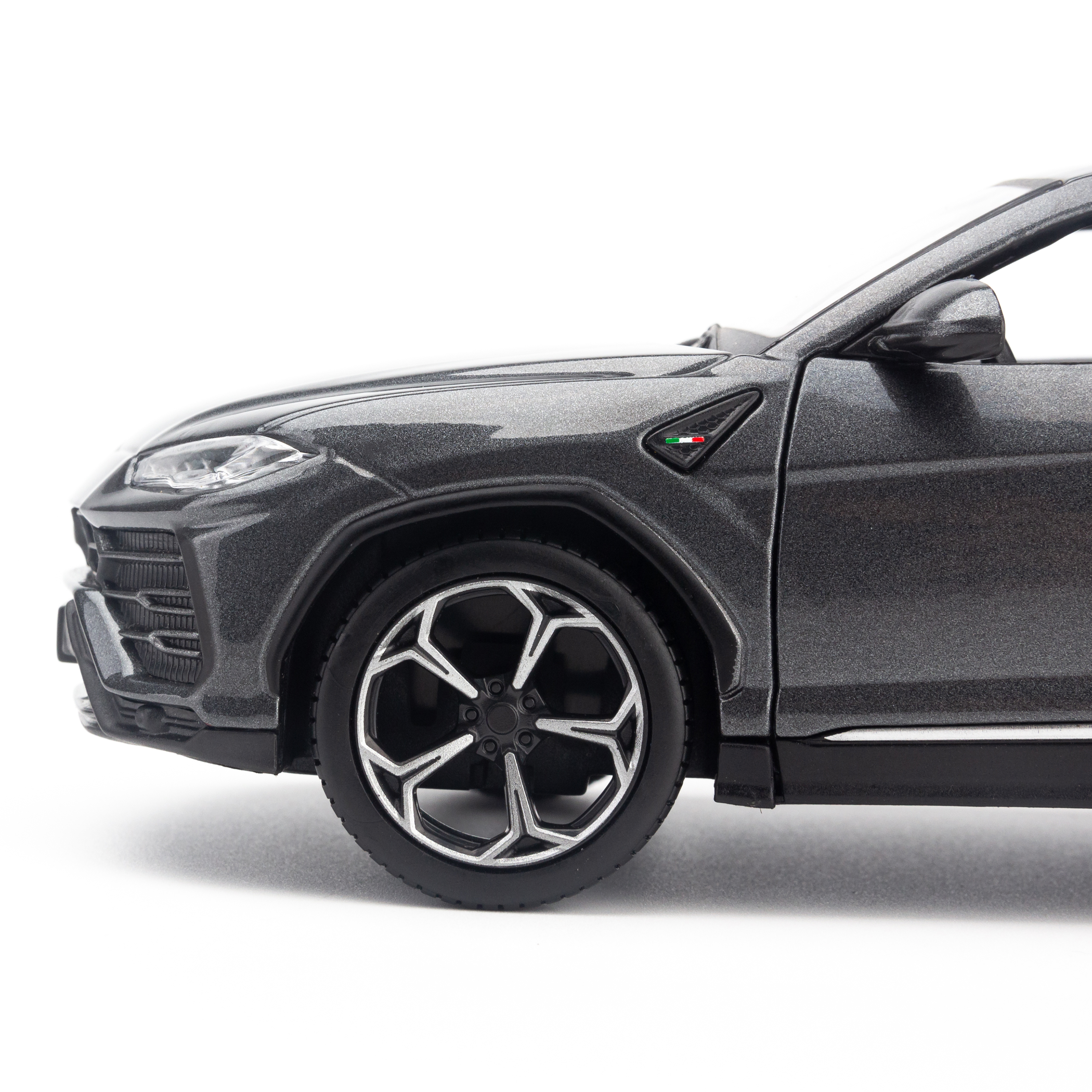 Mô Hình Xe Lamborghini Urus Grey 1:24 Maisto MH-31519